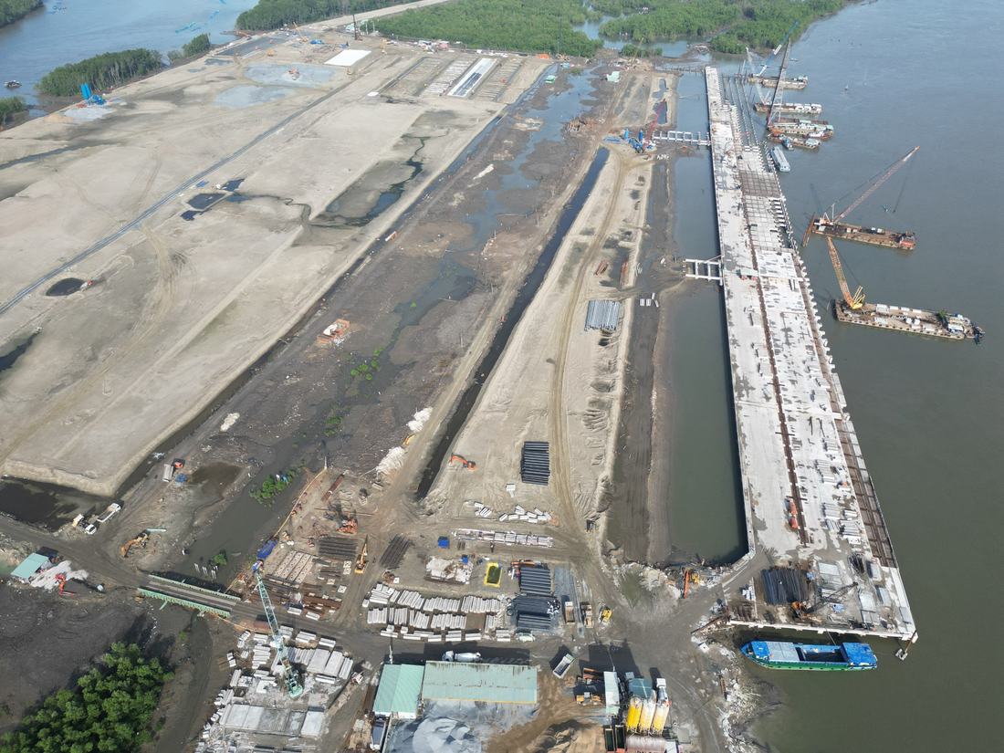 Aerial view of the Phuoc An Seaport quay under construction beside the river